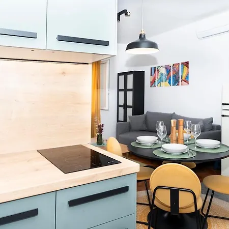 דירה Charming Flat With Comfy Terrace,3001