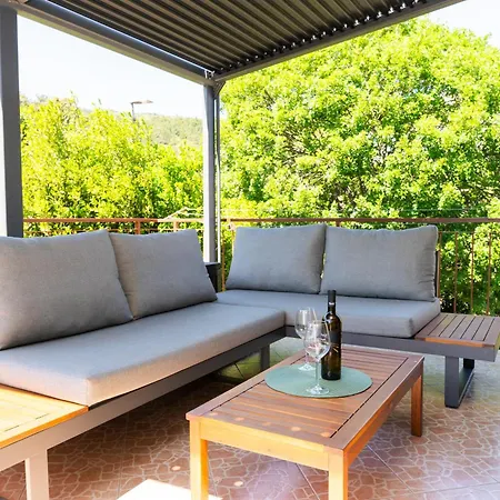 Apartment Charming Flat With Comfy Terrace,3001 Rabac