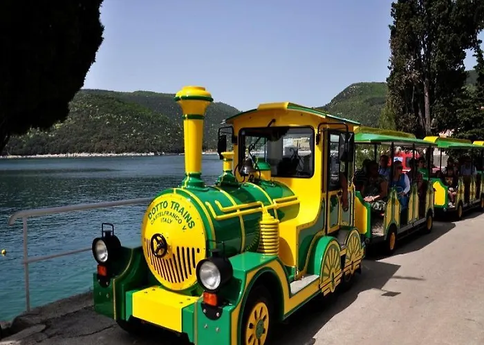 Charming Flat With Comfy Terrace,3001 Apartman