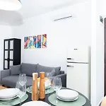 Charming Flat With Comfy Terrace,3001 Appartement Rabac