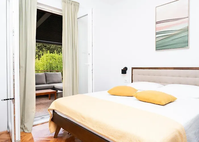 Appartement Charming Flat With Comfy Terrace,3001 Rabac