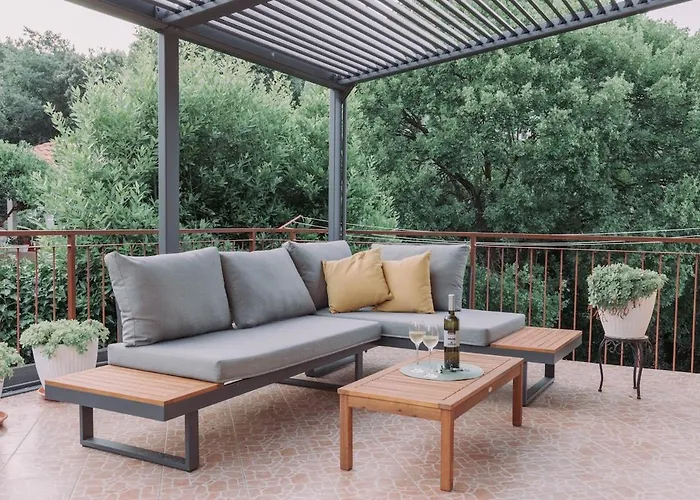 Appartement Charming Flat With Comfy Terrace,3001 Rabac